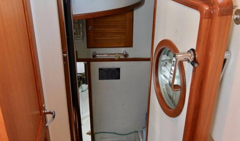 36 Selene Master shower with engine room access