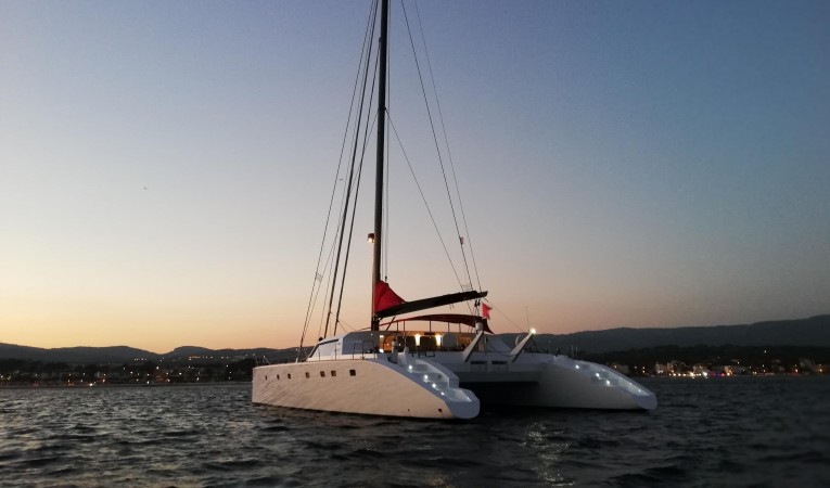 77 Composite Yacht 