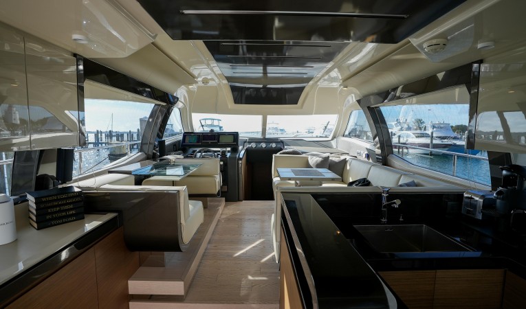 55 Ferretti Yachts 