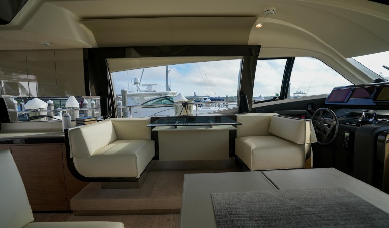 55 Ferretti Yachts 