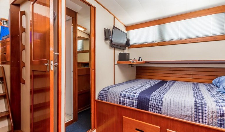 43 Grand Banks Custom Aft Cabin Remodel