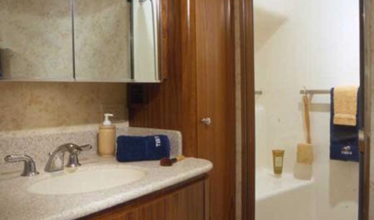 44 Tiara Manufacturer Provided Image: Head