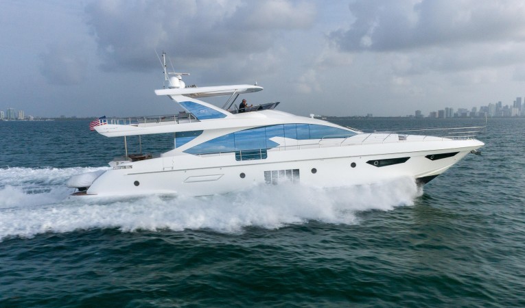 80 Azimut 