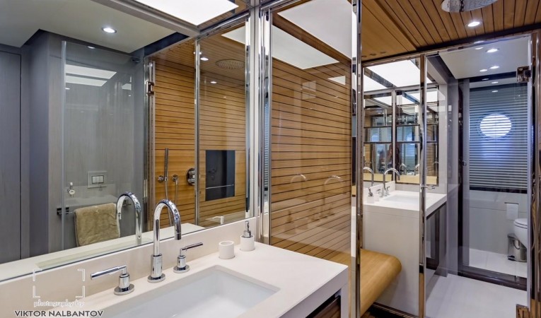 80 Azimut Master En-Suite