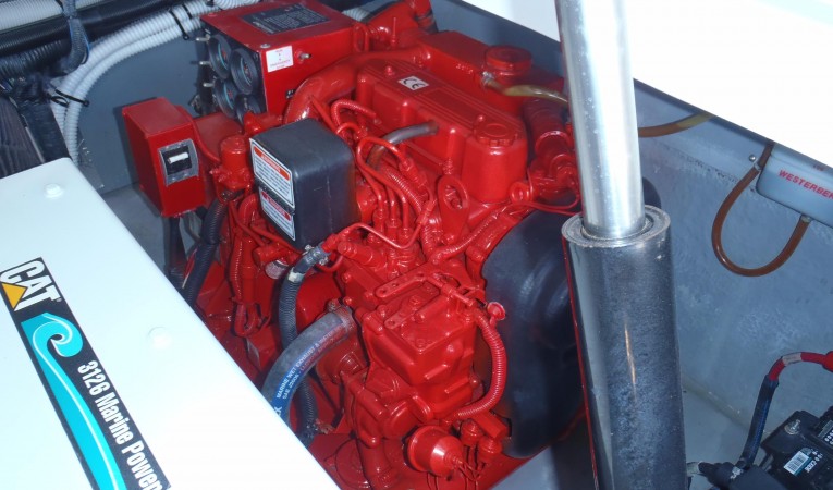 34 Sea Ray Westerbeke diesel generator