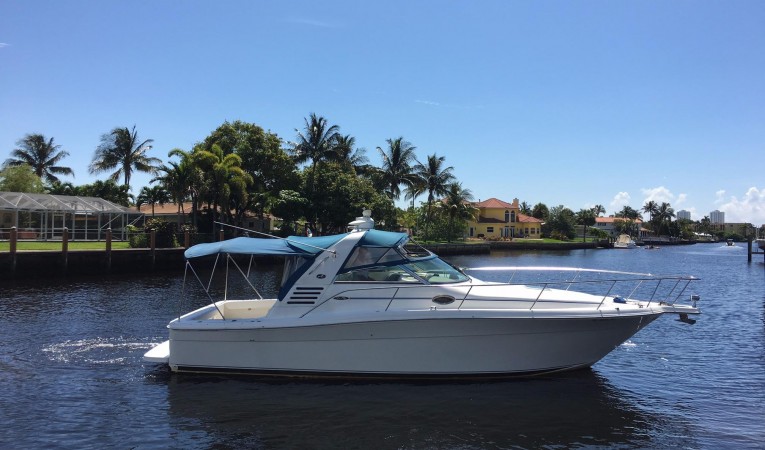 34 Sea Ray Stbd side 2