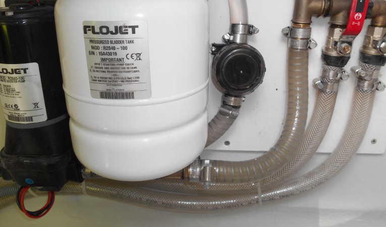 45 Outremer Water Pressure