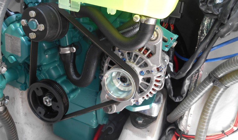 45 Outremer Port Engine