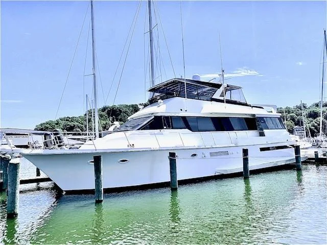 72 Viking 1990 Holland Michigan Sold On 2020 06 01 By Denison Yacht Sales