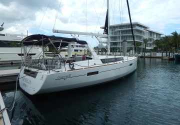 41' Beneteau 2013