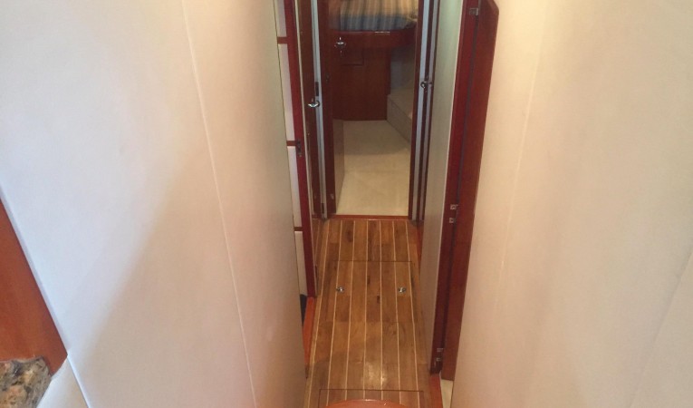 51 Bertram Companionway