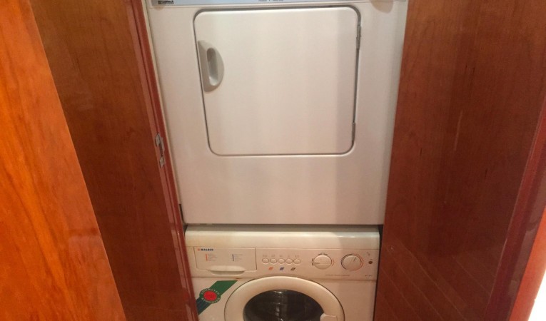 51 Bertram Washer & Dryer