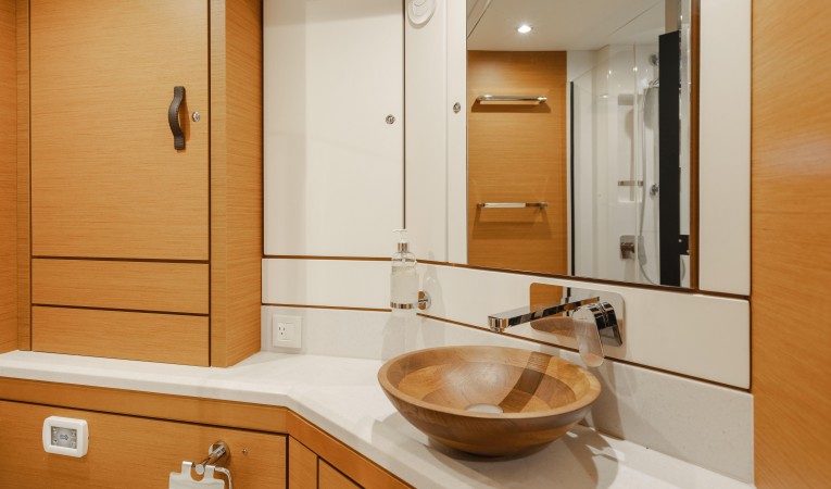 64 Jeanneau "ADELANTE"