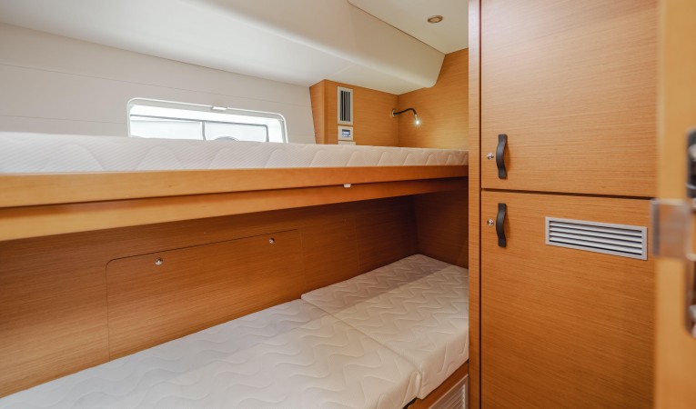 64 Jeanneau "ADELANTE"