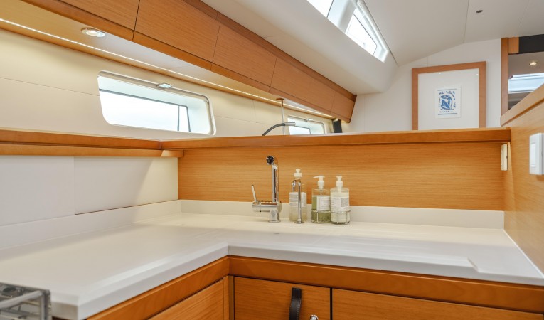 64 Jeanneau "ADELANTE"