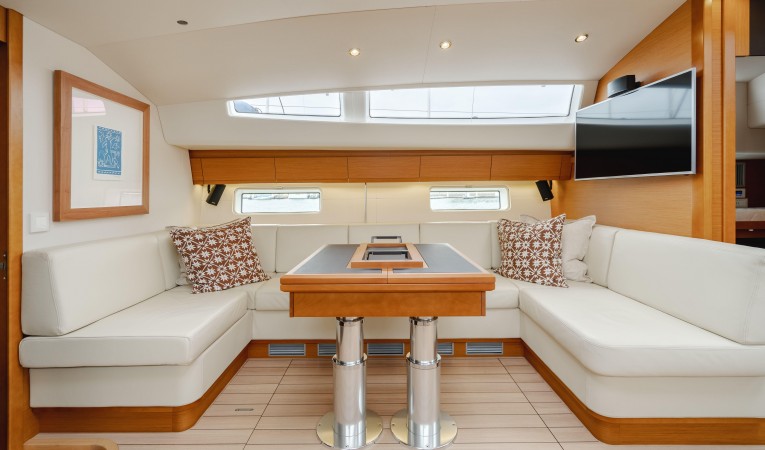 64 Jeanneau "ADELANTE"