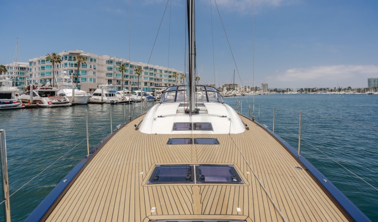 64 Jeanneau "ADELANTE"