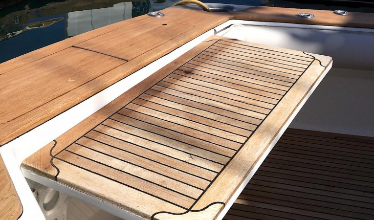 76 Douglas Sharp Design 