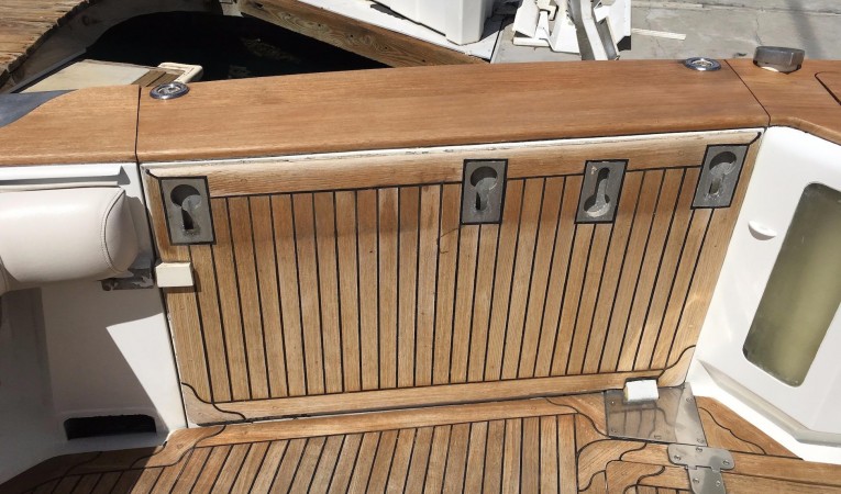 76 Douglas Sharp Design 