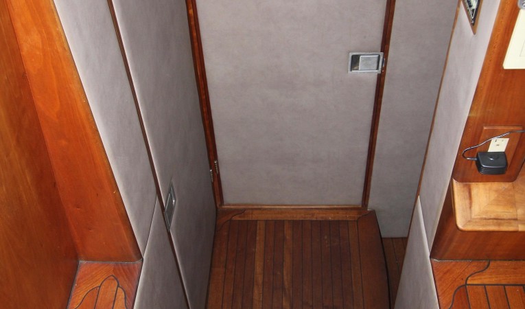 76 Douglas Sharp Design 