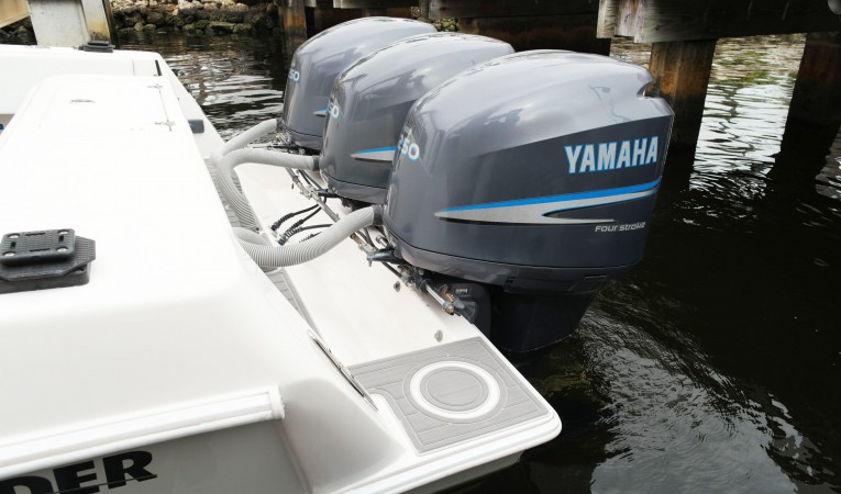 36 Contender Transome Lower