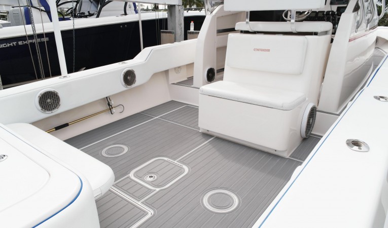 36 Contender Cockpit #2