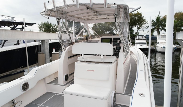 36 Contender Upper Deck