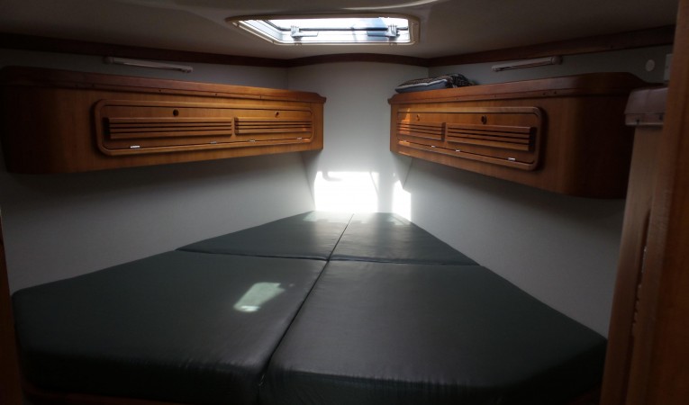 36 C&C V Berth