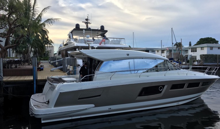 50 Prestige Prestige 500S in Miami