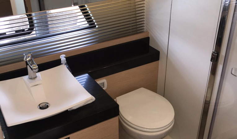 50 Prestige Guest head