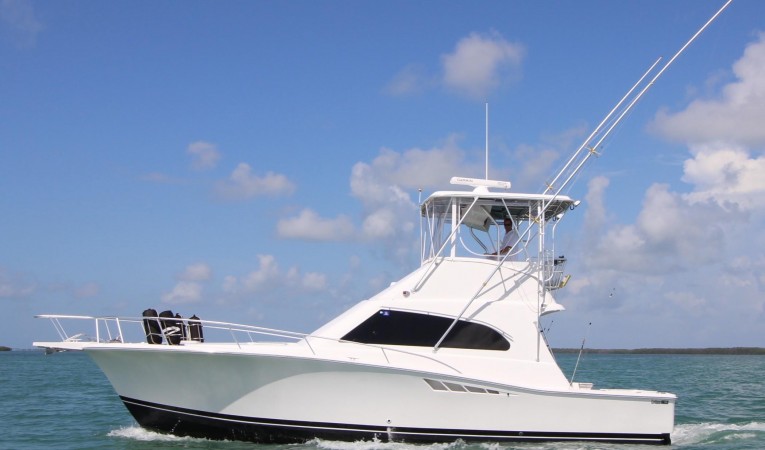 40 Luhrs 
