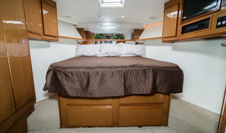 58 Viking VIP Stateroom Forward