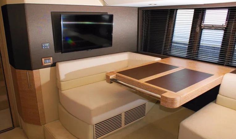 60 Azimut 