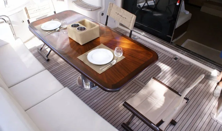 60 Azimut 