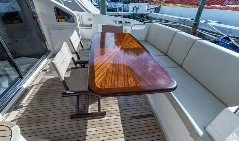 60 Azimut 