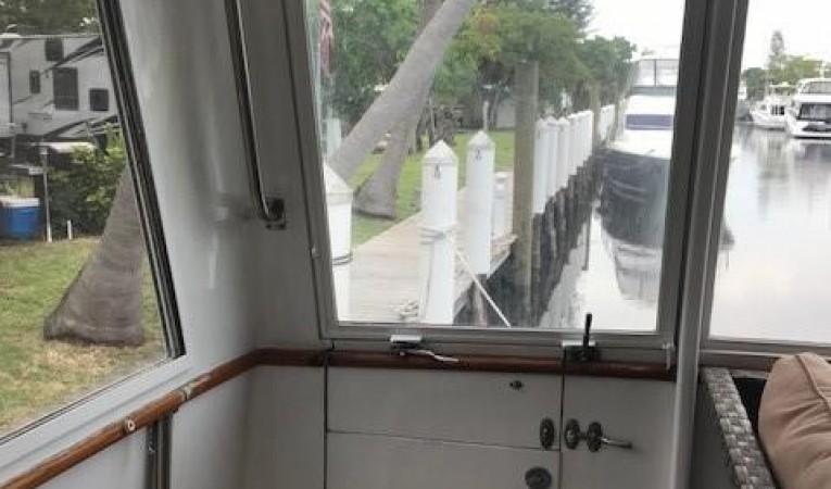 58 Hatteras Aft Deck