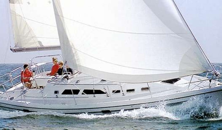 38 Catalina Manufacturer Provided Image