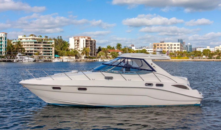 43 Sealine 