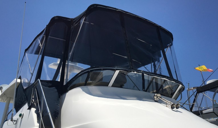 32 Silverton Bridge enclosure