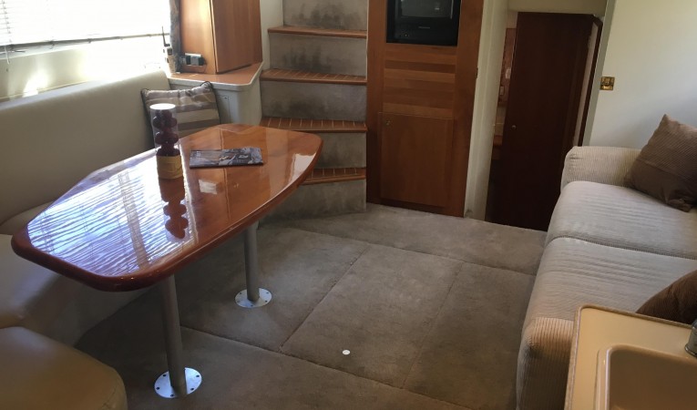 32 Silverton Salon 1