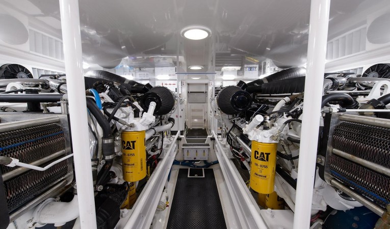 64 Viking Engine Room