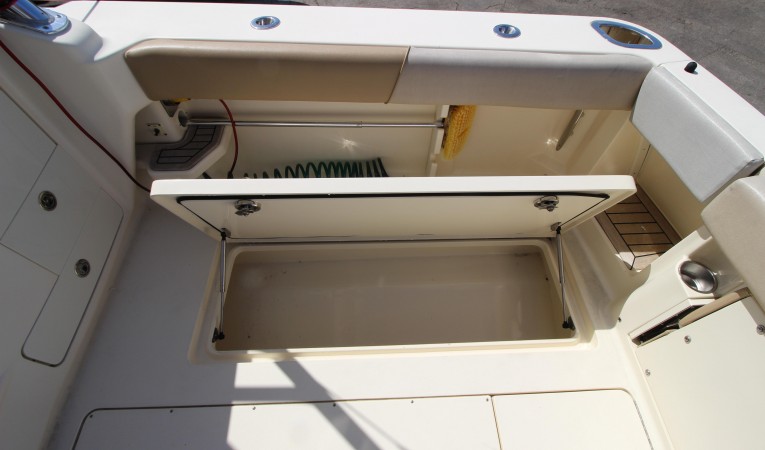 35 Scout Boats Starboard Fish Box