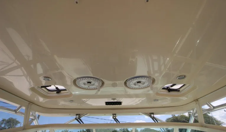 35 Scout Boats Recessed Teaser Reels