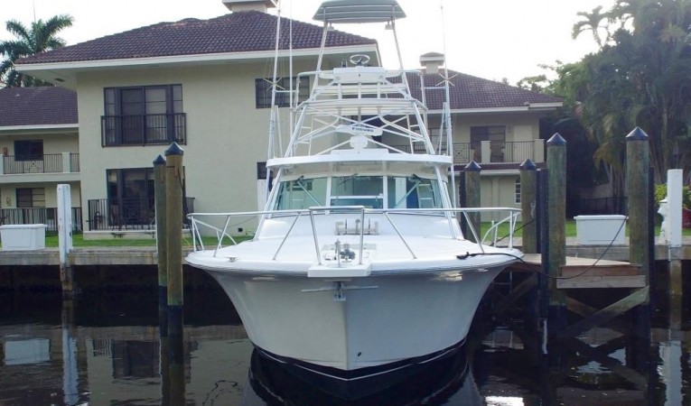 40 Luhrs Carolina Flare