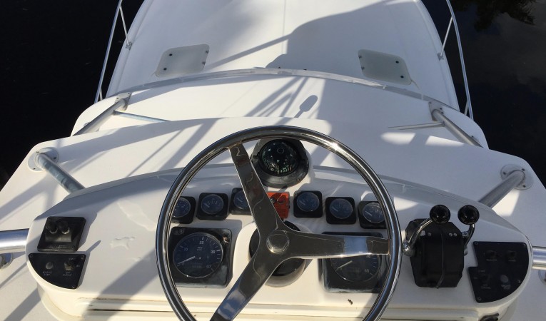 40 Luhrs Tower Controls