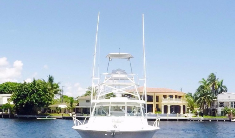 40 Luhrs Carolina Flare