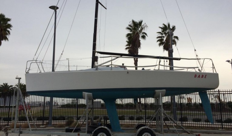 30 Farr Profile View