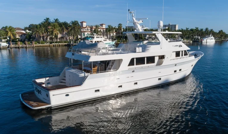 88 Outer Reef Yachts 