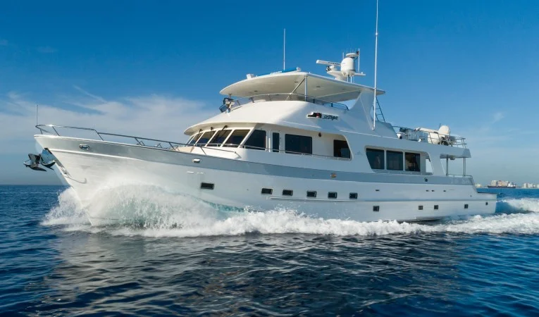 88 Outer Reef Yachts 