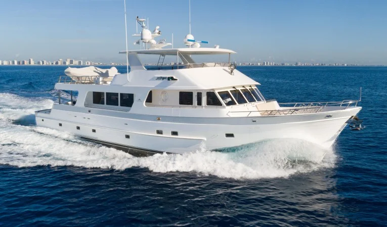 88 Outer Reef Yachts 